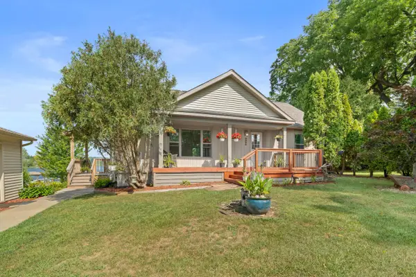 9996 Highland Road, White Lake, MI 48386