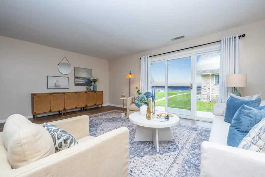 3618 Lakeshore Drive #8, Saint Joseph, MI 49085 - #3