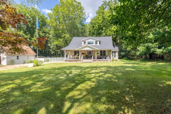 1375 E Osterhout Avenue, Portage, MI 49002