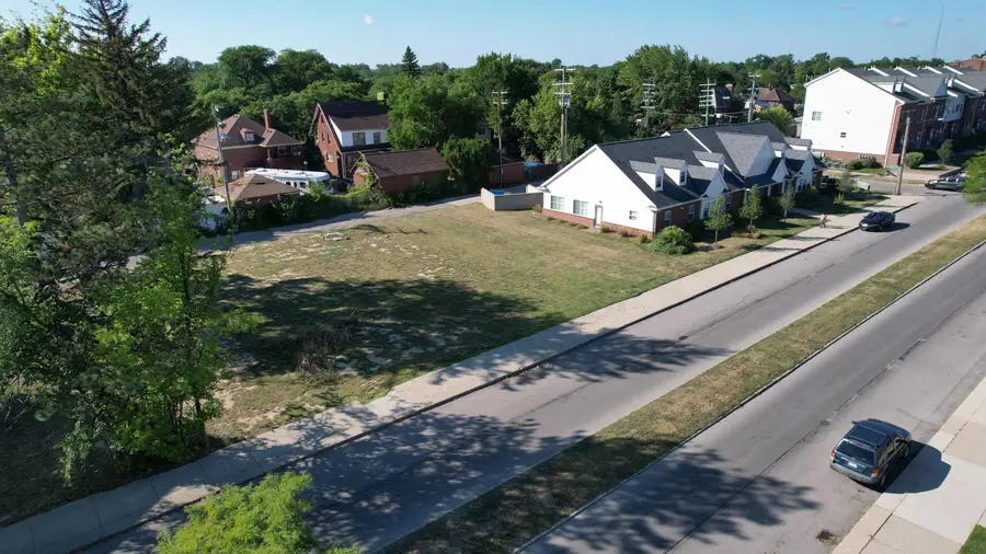 2411 Ewald Circle, Detroit, MI 48238 - #3