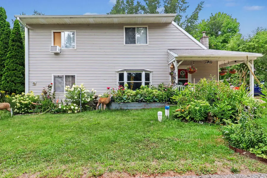 485 W Highland Street, White Cloud, MI 49349 - #2