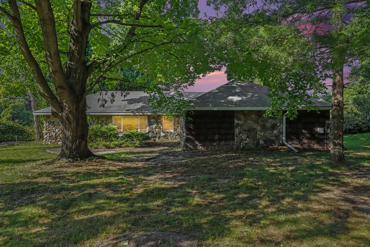 24156 Banker Street, Sturgis, MI 49091 - #1