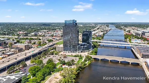 335 Bridge Street Nw #2305, Grand Rapids, MI 49504