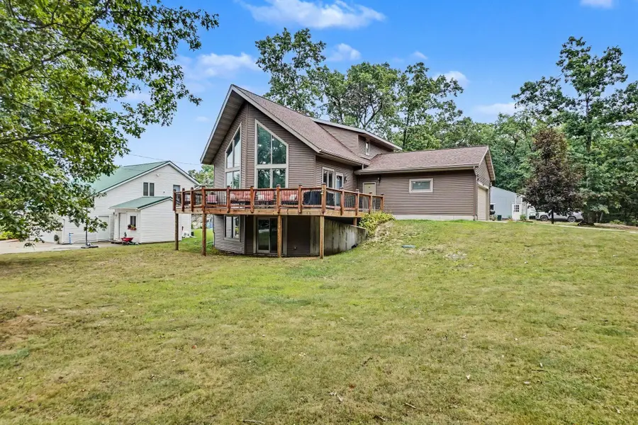 8794 S Spruce Avenue, Newaygo, MI 49337 - #2