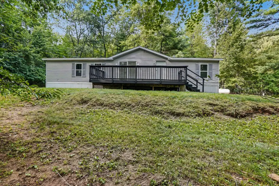 8253 E 62nd Street, Newaygo, MI 49337 - #2