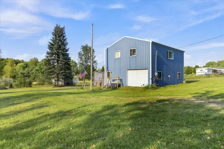 3385 W 108th Street, Grant, MI 49327 - #2