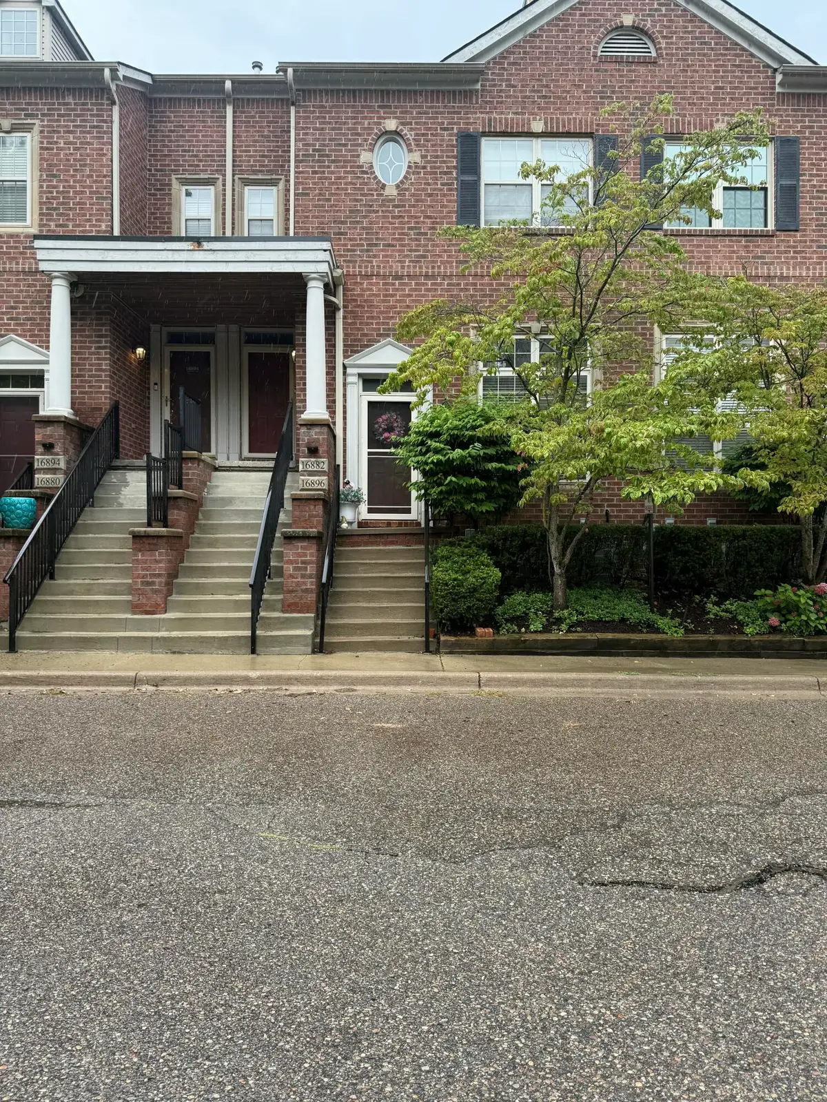 16896 Farmington Road, Livonia, MI 48154 - #1