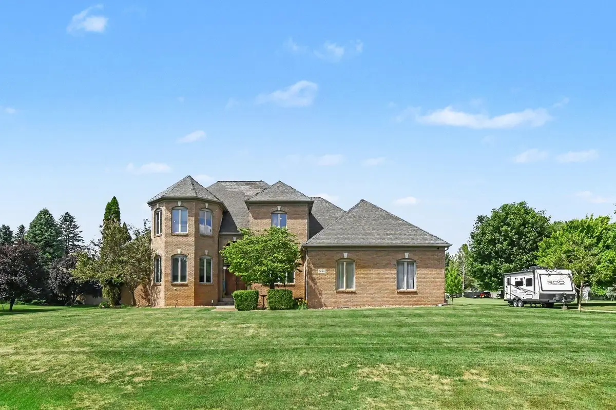 7484 Shotsilk Drive, Jackson, MI 49201 - #1