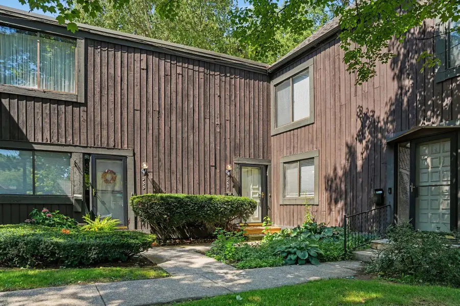 235 Durness Court, Kalamazoo, MI 49006 - #2