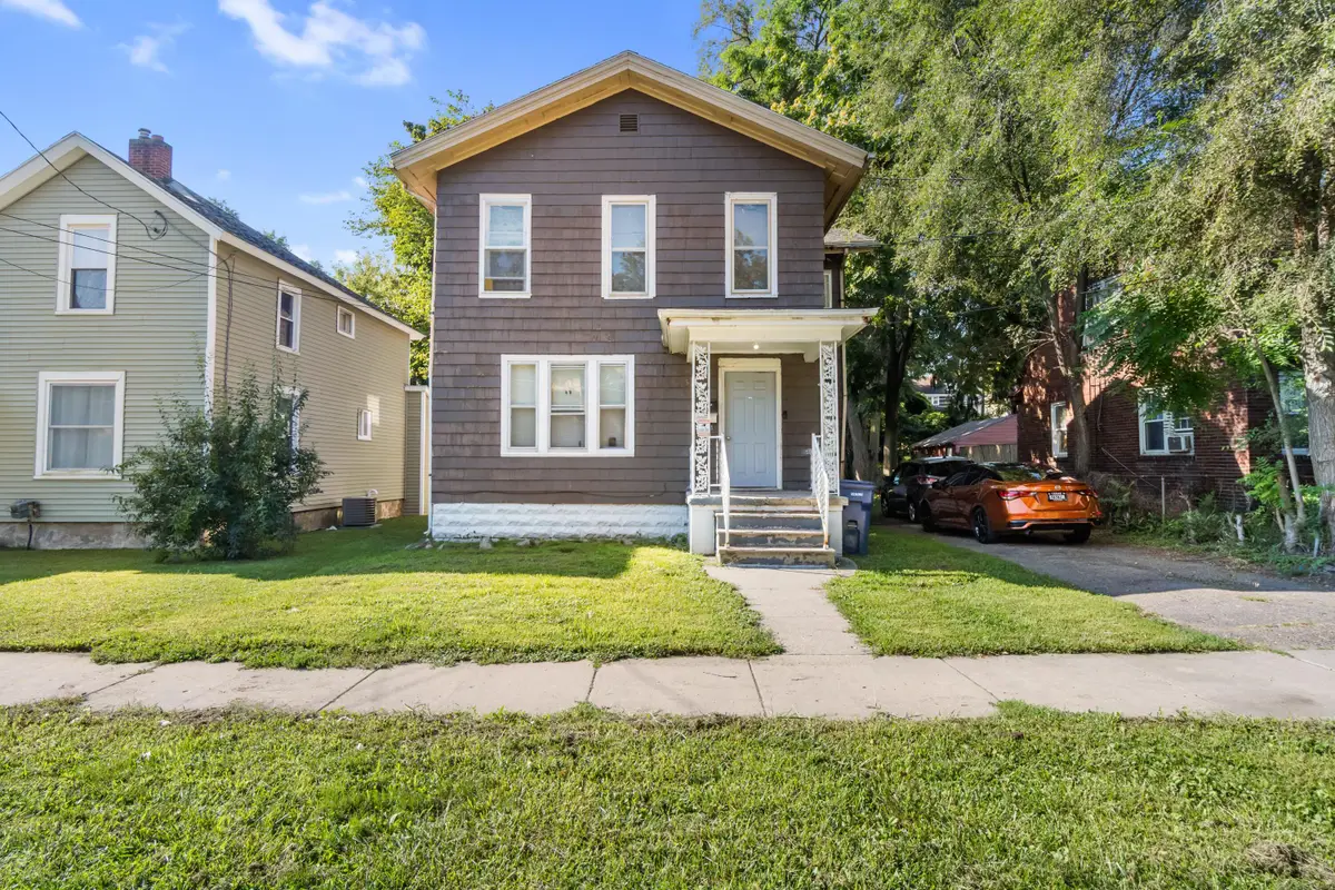 327 Van Buren Street, Jackson, MI 49201 - #1