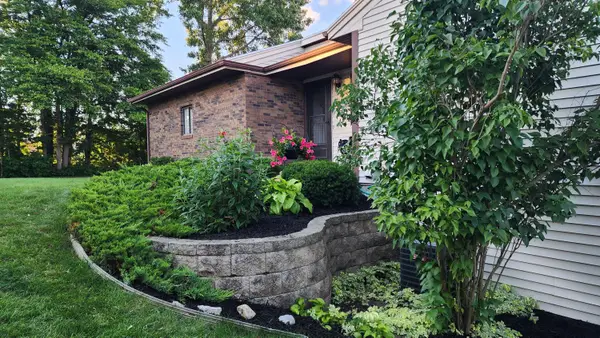 1136 SW Bayshore Drive Sw, Byron Center, MI 49315