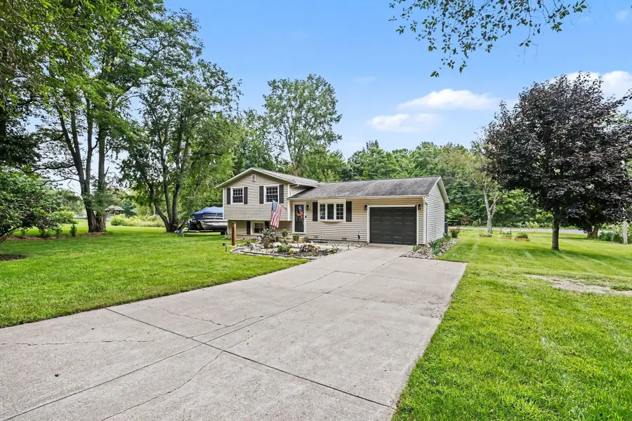 95427 Magician Lk Road, Dowagiac, MI 49047 - #3