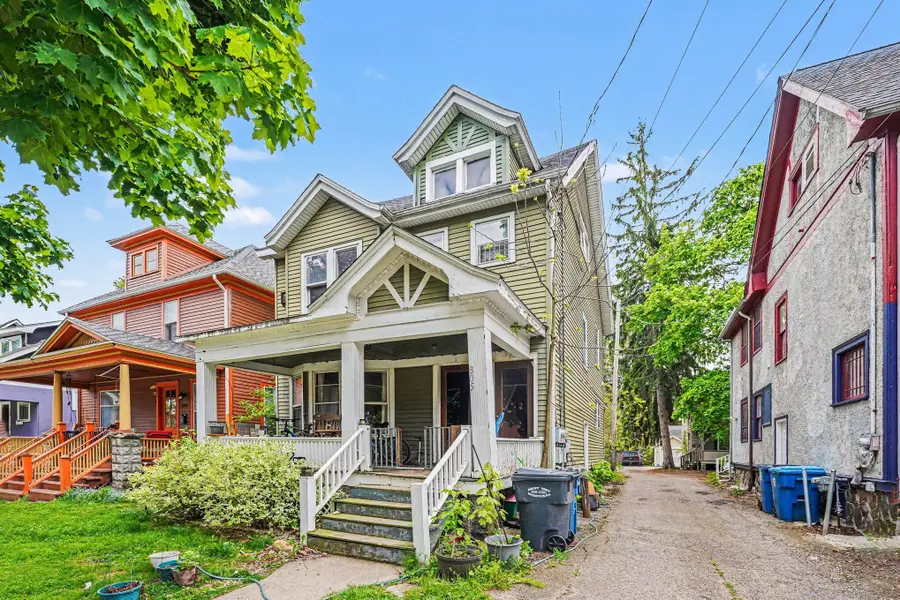 805 W Vine Street, Kalamazoo, MI 49008 - #2