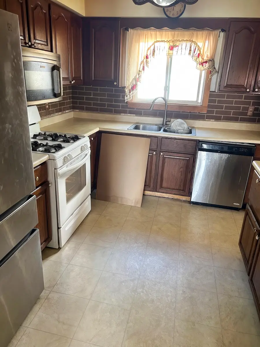145 N Isabelle Avenue, Kimball, MI 48074 - #3