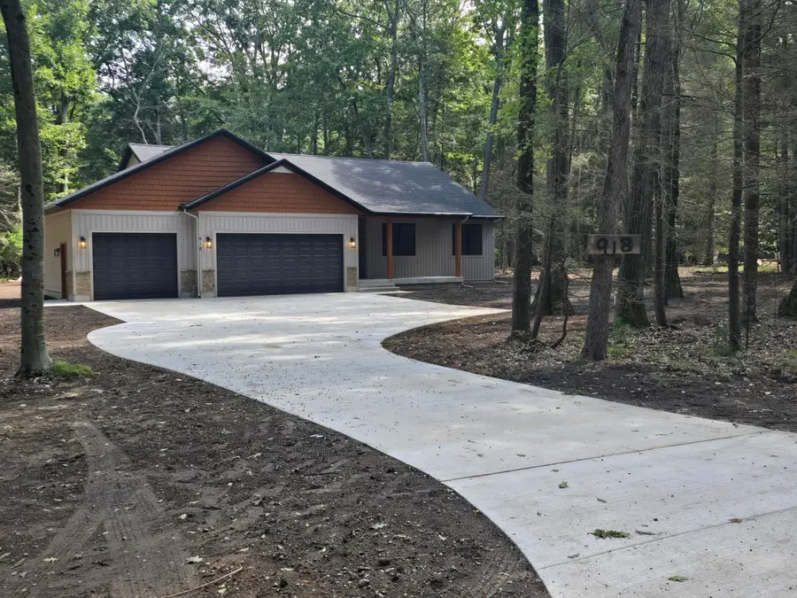 918 Scenic Drive, Muskegon, MI 49445 - #3