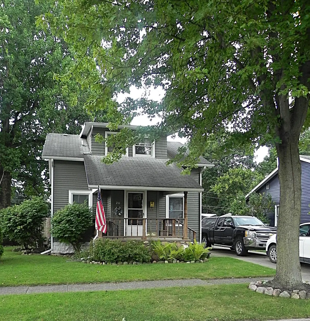 211 E Electric Court, Sturgis, MI 49091 - #1