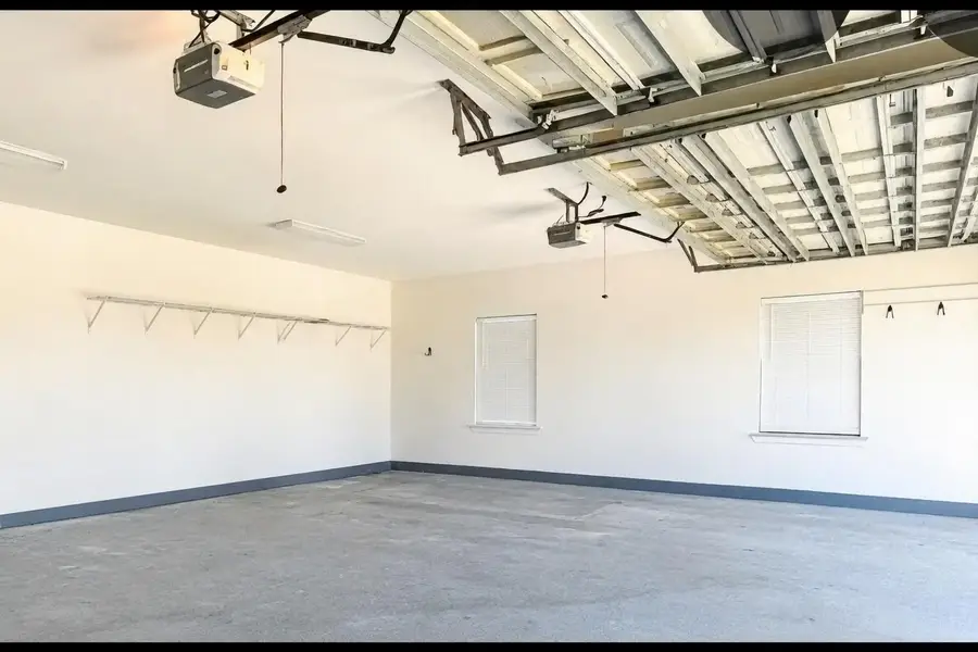 75304 Marie Drive, Lawton, MI 49065 - #2