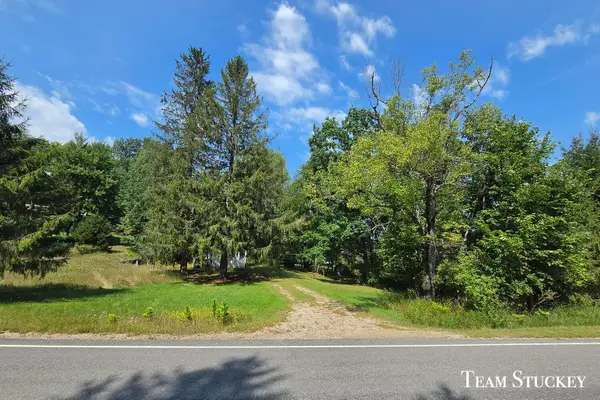 18542 9 Mile Road, Reed City, MI 49677