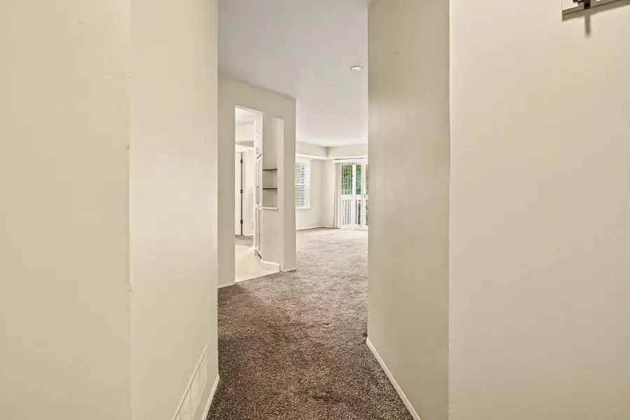 2231 S Huron Parkway #2, Ann Arbor, MI 48104 - #2