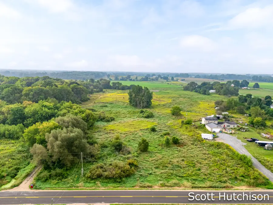 500 E 112th Street, Grant, MI 49327 - #3