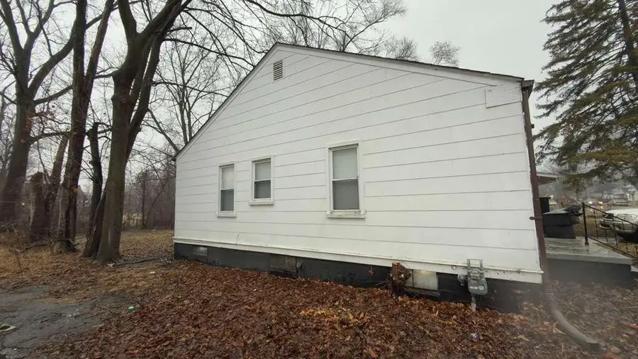 18285 Codding Street, Detroit, MI 48219 - #2