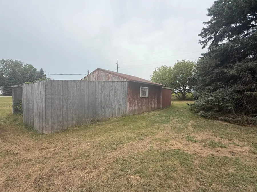 7573 County Farm Road, Greenville, MI 48838 - #3
