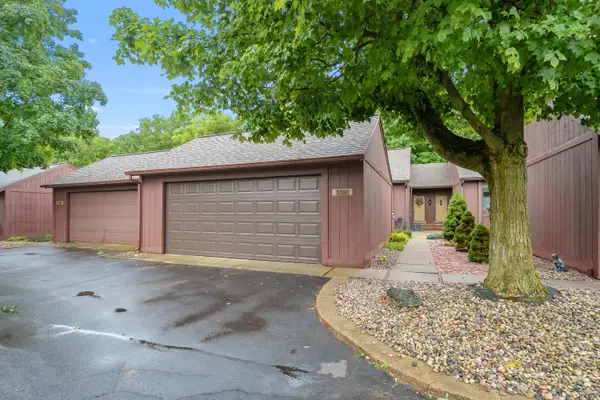 6858 San Gabriel Drive #8, Kalamazoo, MI 49009