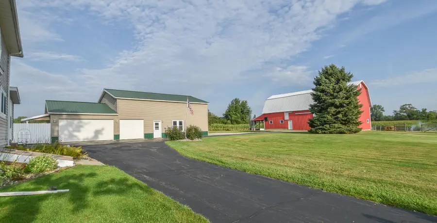 228 S Centennial Road, Coldwater, MI 49036 - #3