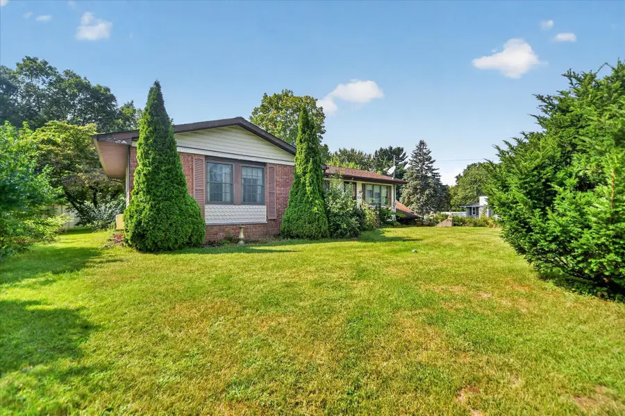 3124 Earl Drive, Spring Arbor, MI 49283 - #2