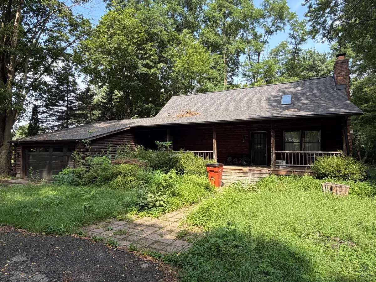 3035 3 Mile Road Ne, Grand Rapids, MI 49525 - #1