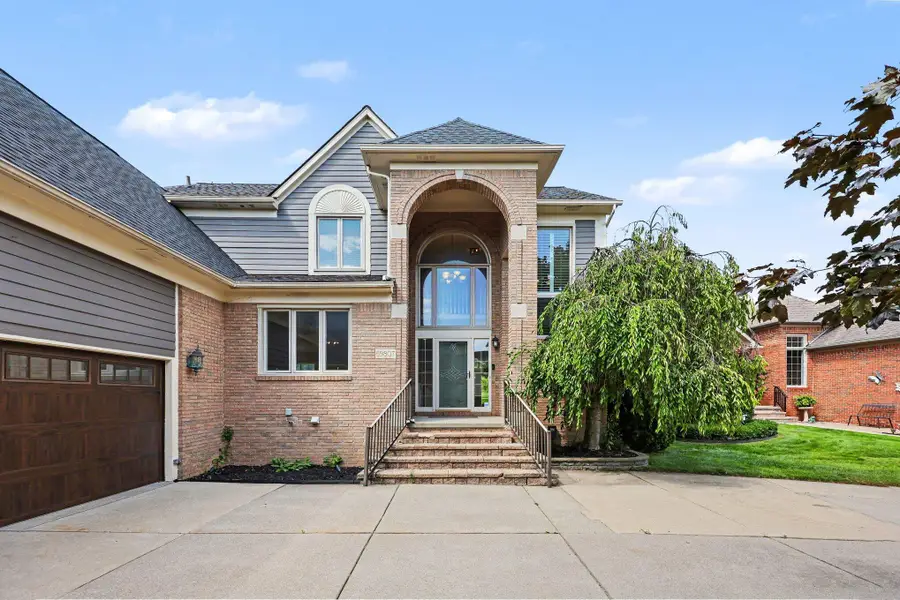59807 Glacier Ridge N, Washington, MI 48094 - #3