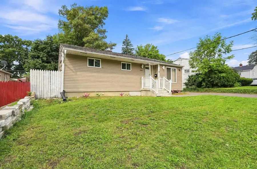 3814 Cherokee Avenue, Flint, MI 48507 - #3
