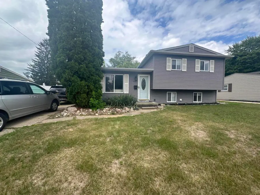 517 Clarion Street, Clio, MI 48420 - #3