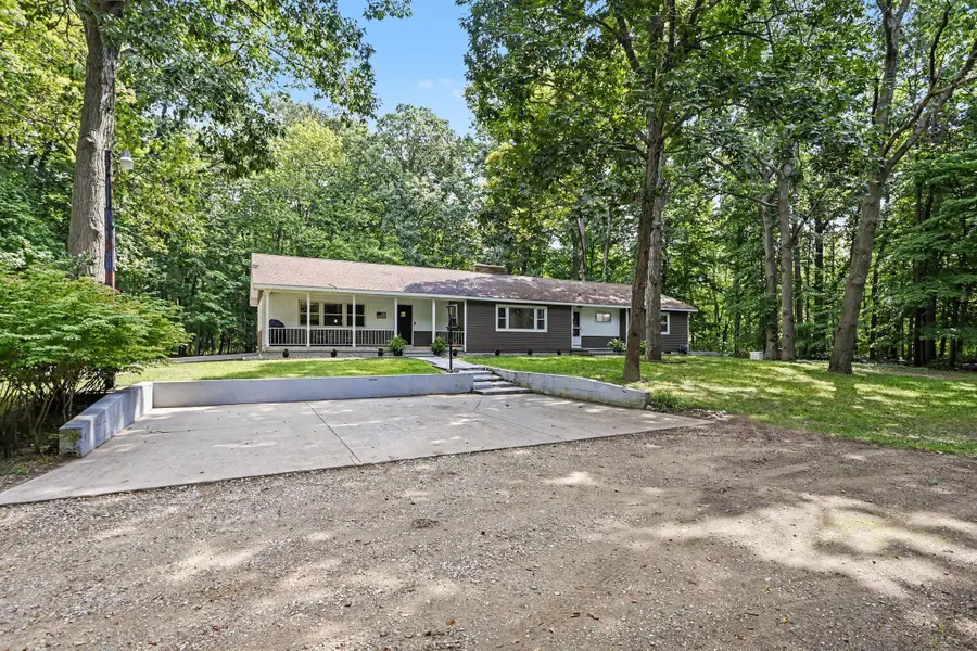 12537 S Wolcott, Sawyer, MI 49125 - #2