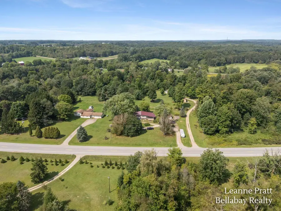 6240 S M 66 Highway, Nashville, MI 49073 - #2