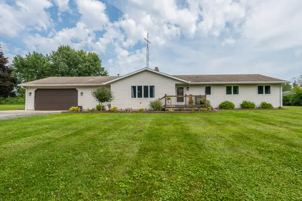 13639 S Three Oaks Road, Sawyer, MI 49125
