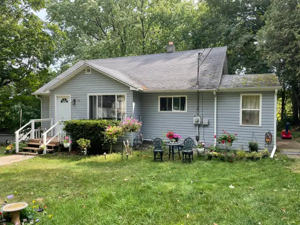 282 Pine Street, Shelby, MI 49455
