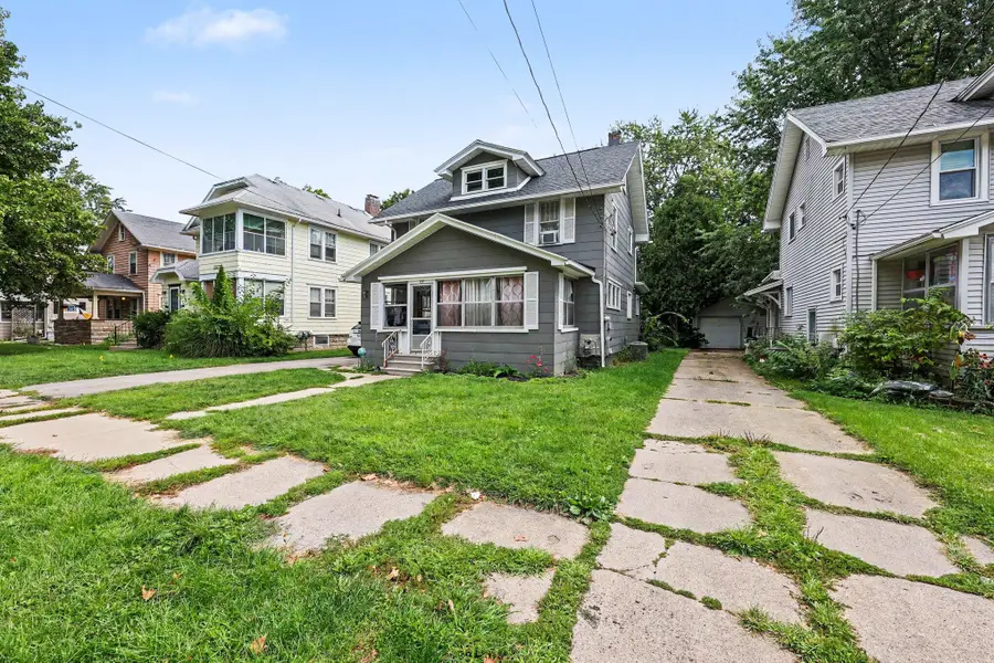 607 S Grinnell Street, Jackson, MI 49203 - #3
