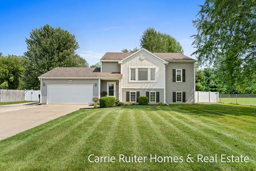 1104 Zachary Street, Vicksburg, MI 49097 - #1