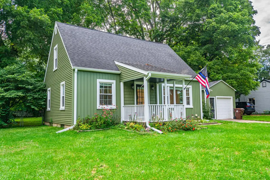 525 Brewer Street, Marshall, MI 49068 - #3
