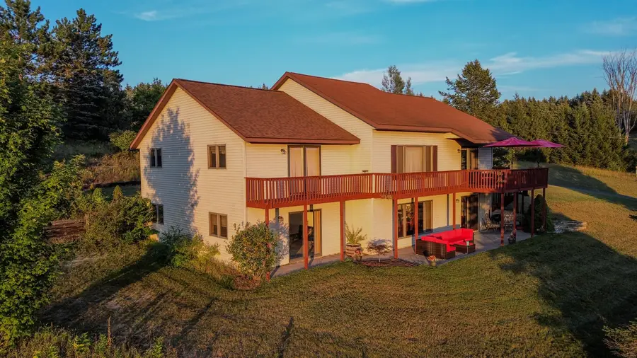 8055 N 7, Mesick, MI 49668 - #2