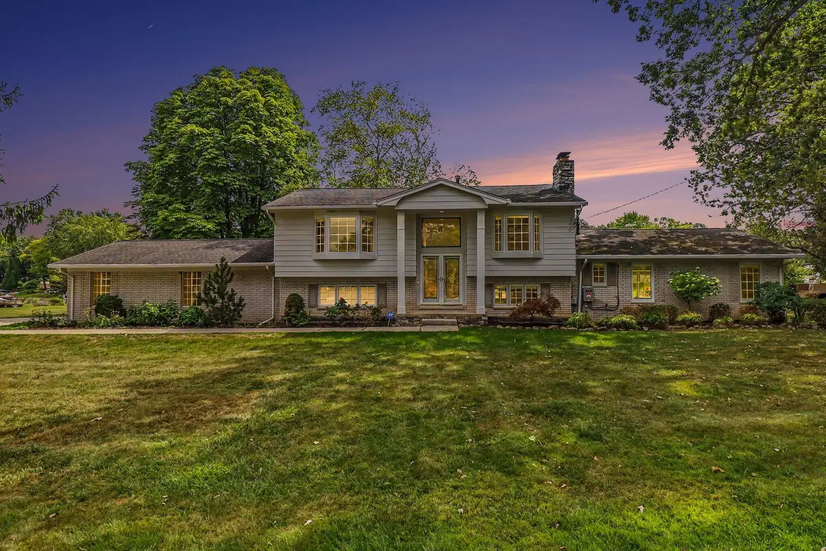 7436 Oak Bay Drive, White Lake, MI 48383 - #1