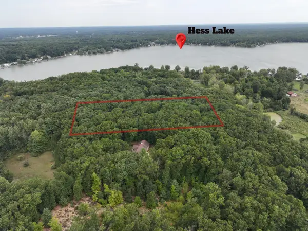 9433 S Annie Lane, Newaygo, MI 49337