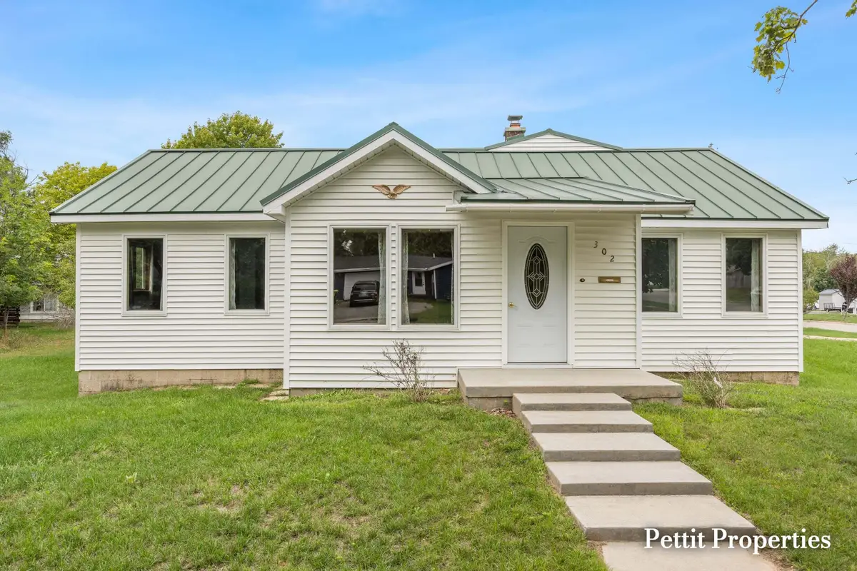 302 John Street, Clare, MI 48617 - #1