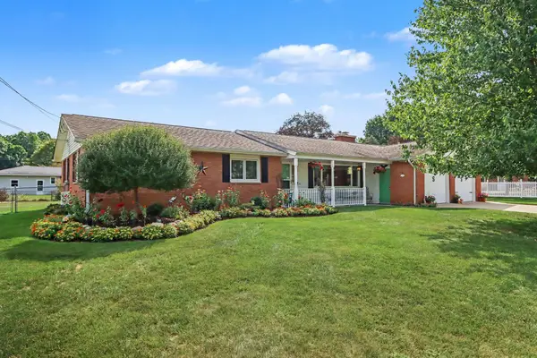 8911 Dolphin Street, Portage, MI 49024