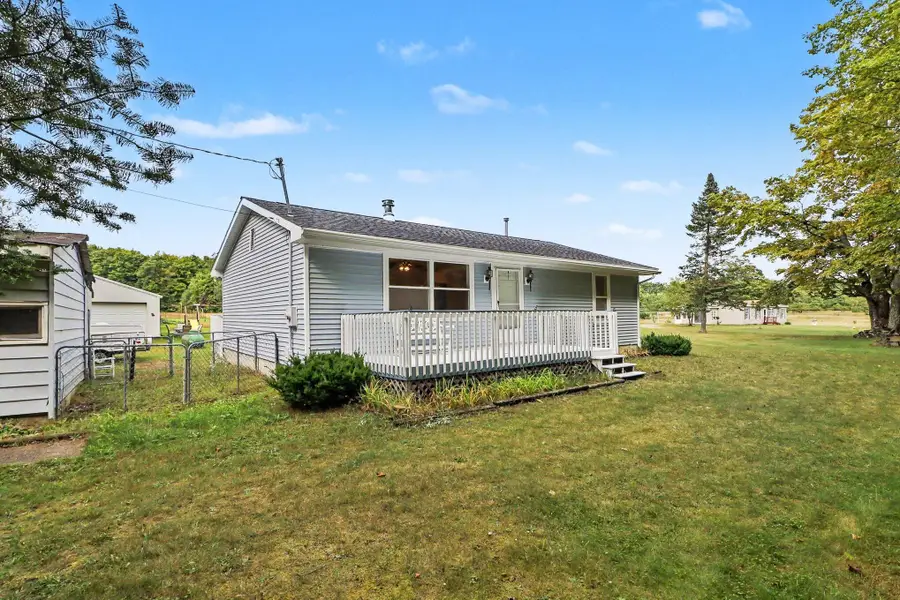 7483 Twin Lake Road Ne, Mancelona, MI 49659 - #2