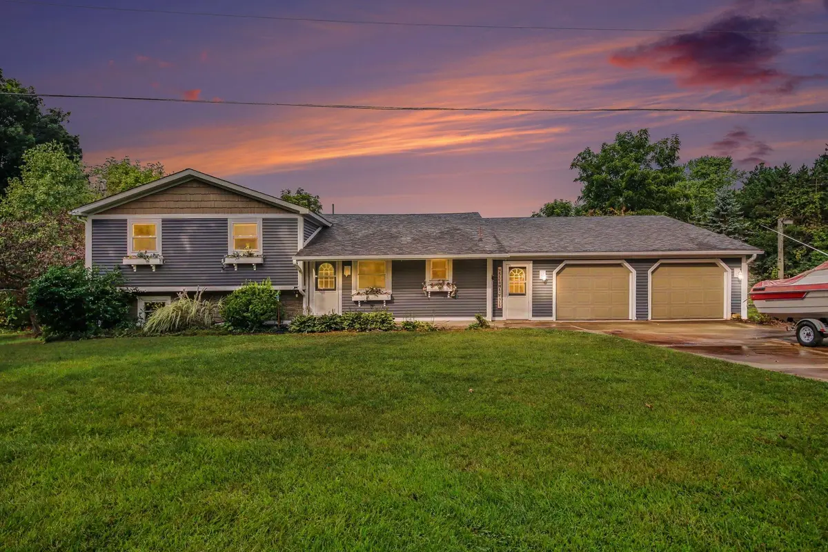 15415 Simmons Avenue Ne, Cedar Springs, MI 49319 - #1
