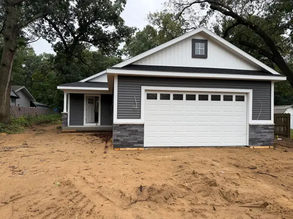 2245 Macarthur Road, Muskegon, MI 49442