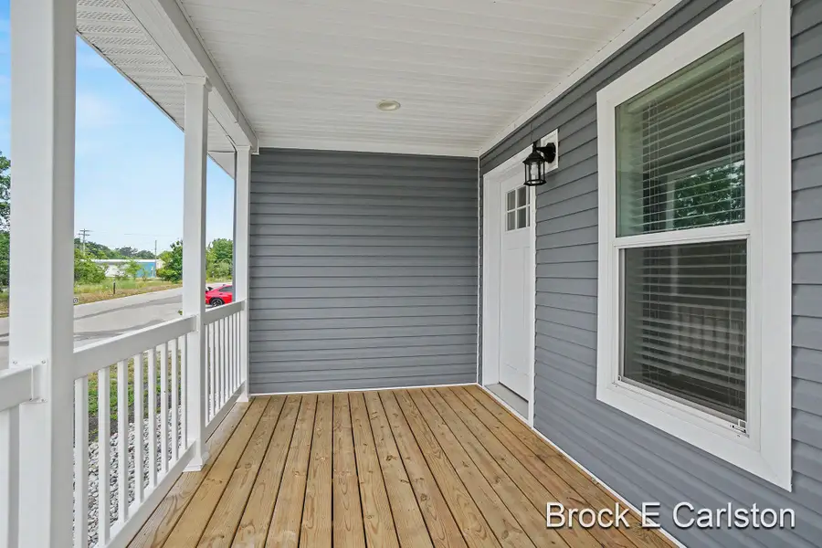 1283 E Ellis Road #27, Norton Shores, MI 49441 - #2