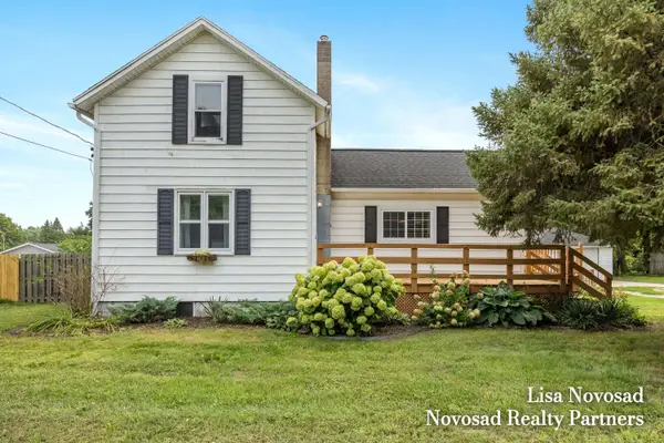 2124 Rosewood Street, Jenison, MI 49428
